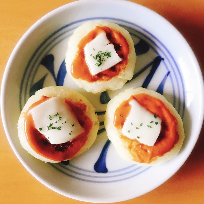 【夫婦のおつまみ】じゃがいも餅のケチャマヨ焼き